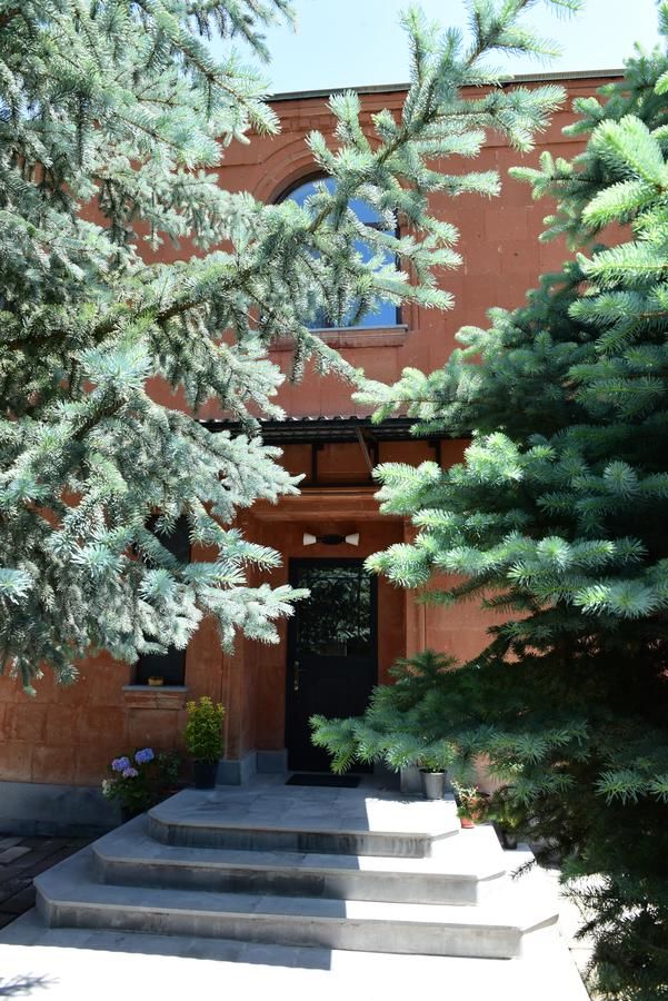 Гостевой дом Red House Hatis Katnakhpyur-19
