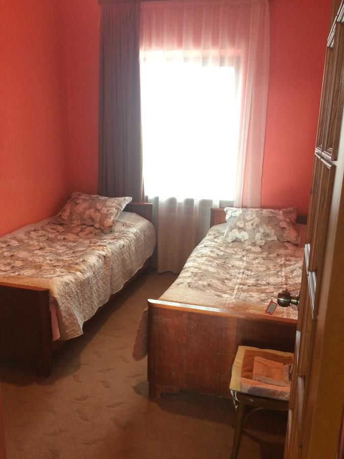 Гостевой дом Red House Hatis Katnakhpyur