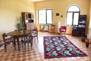 Гостевой дом Red House Hatis Katnakhpyur-5